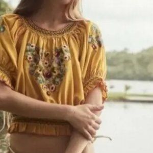 DOEN silk blouse with hand embroidery details. Small. TTS. New without tags.